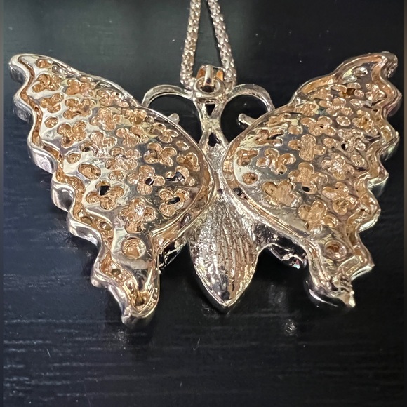 🦋 NWT! Large Blue Rhinestone Butterfly - Picture 6 of 7